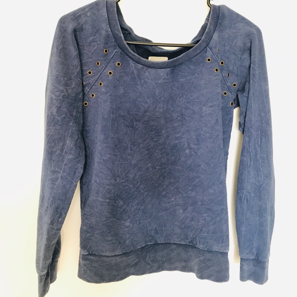 Women’s long sleeve